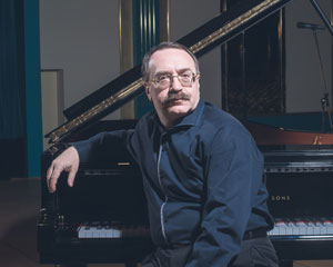 Даниил Крамер (фортепиано)